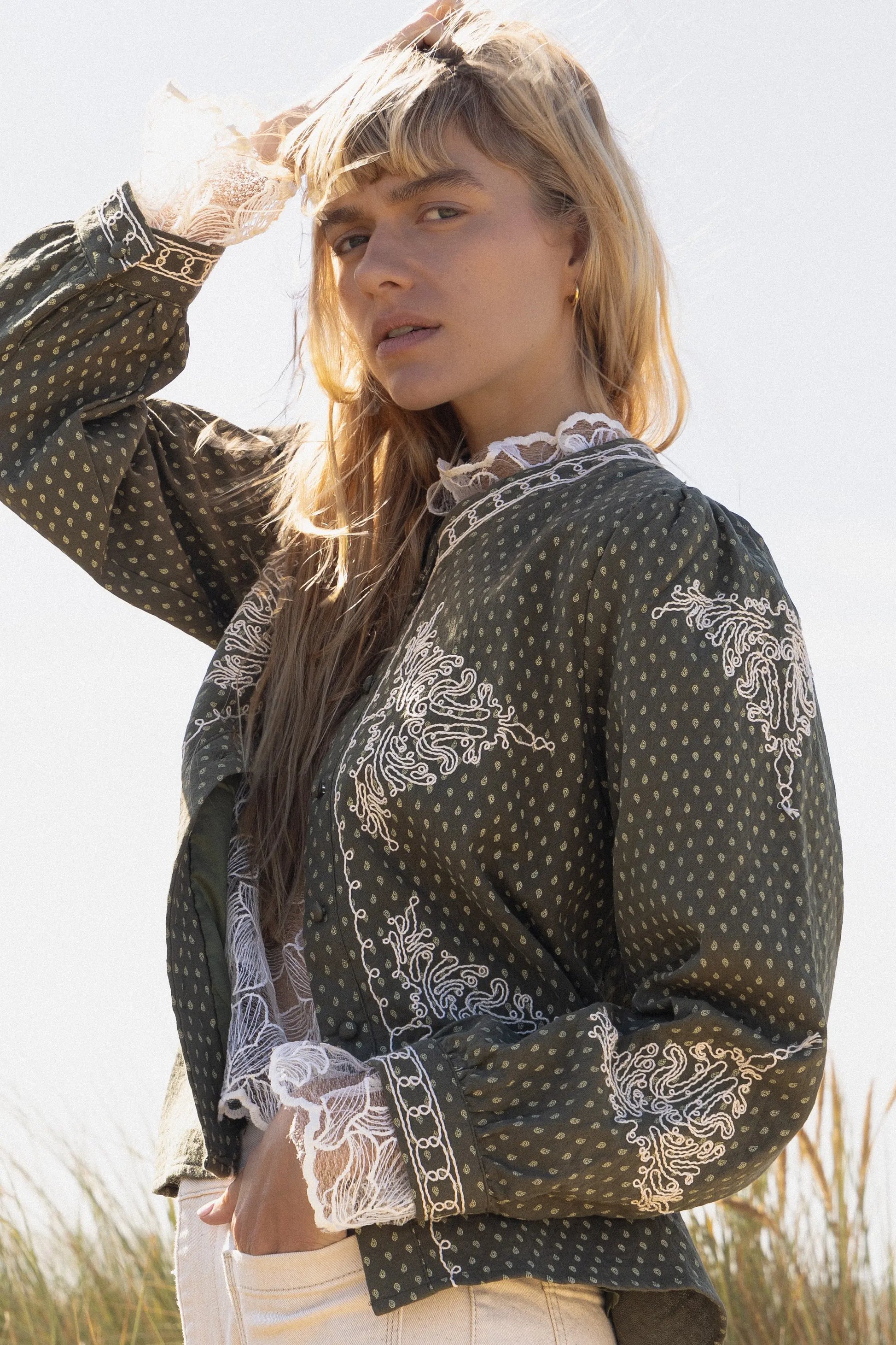 GILET BRODÉ LINA Not specified