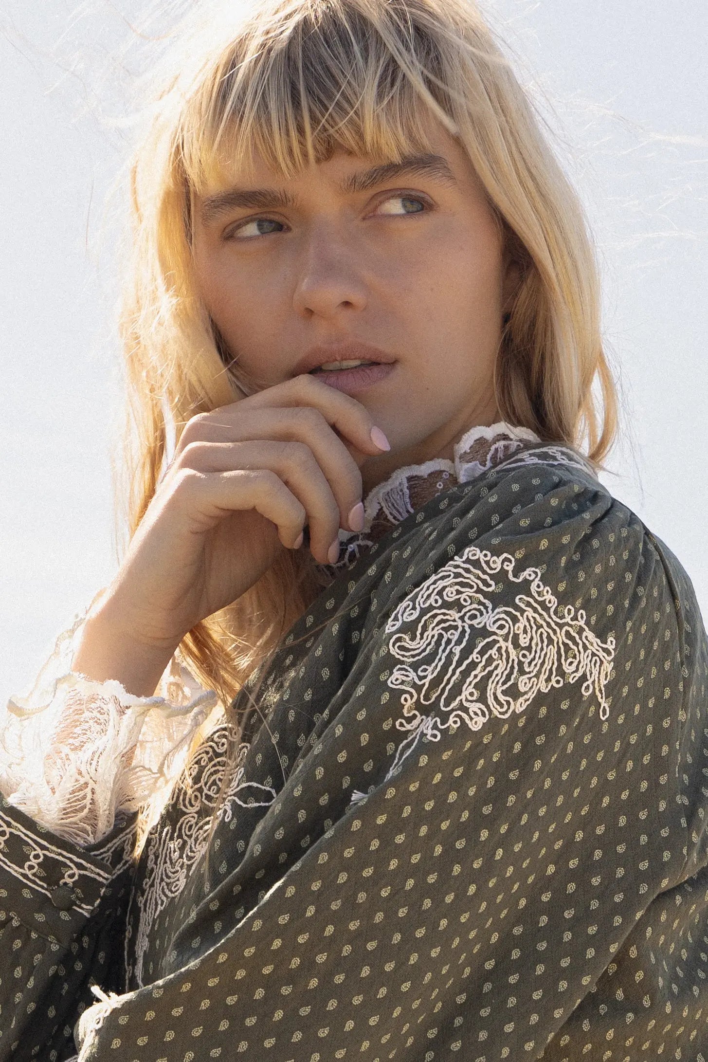 GILET BRODÉ LINA Not specified