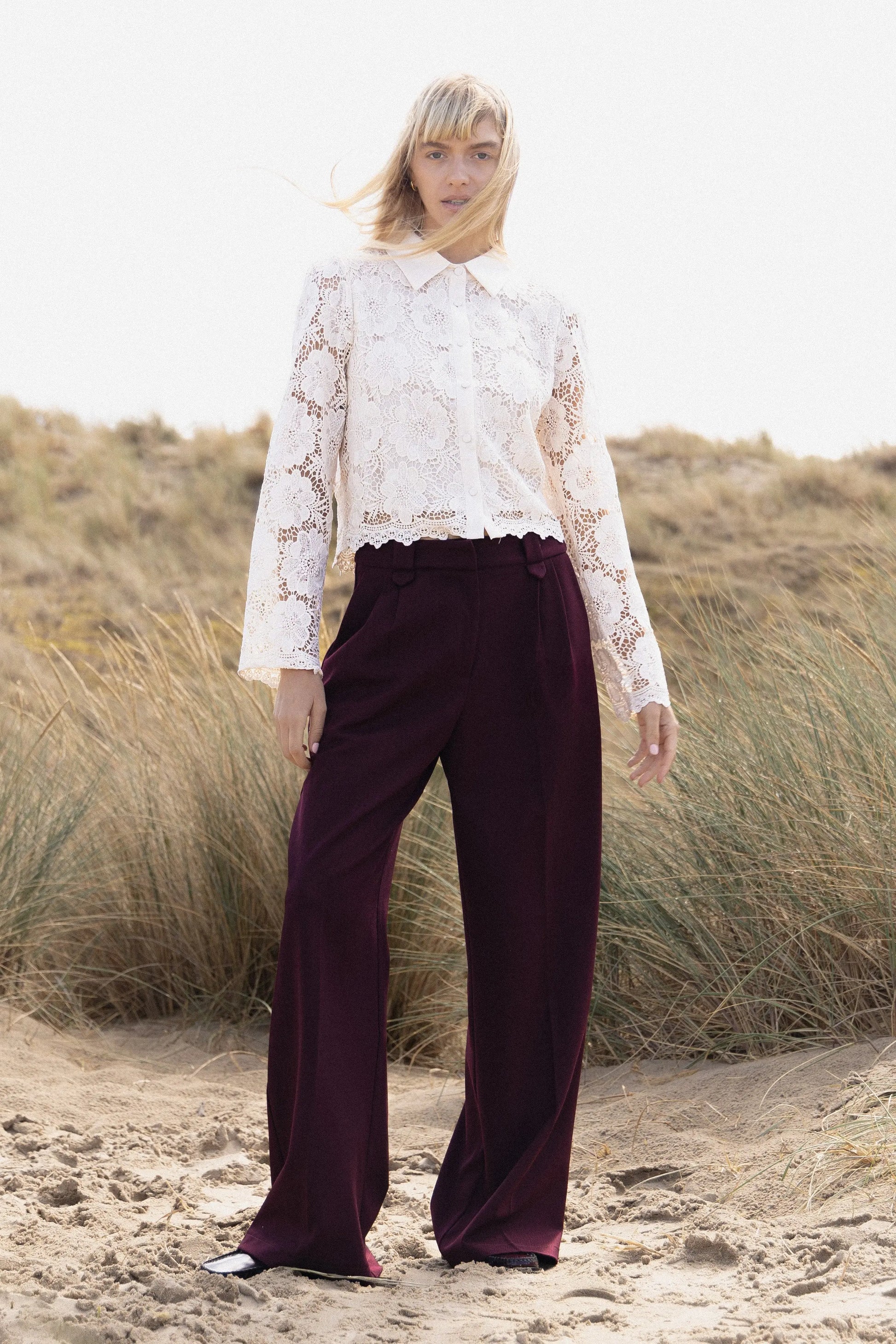 PANTALON LARGE ÉLÉGANT NORA Not specified