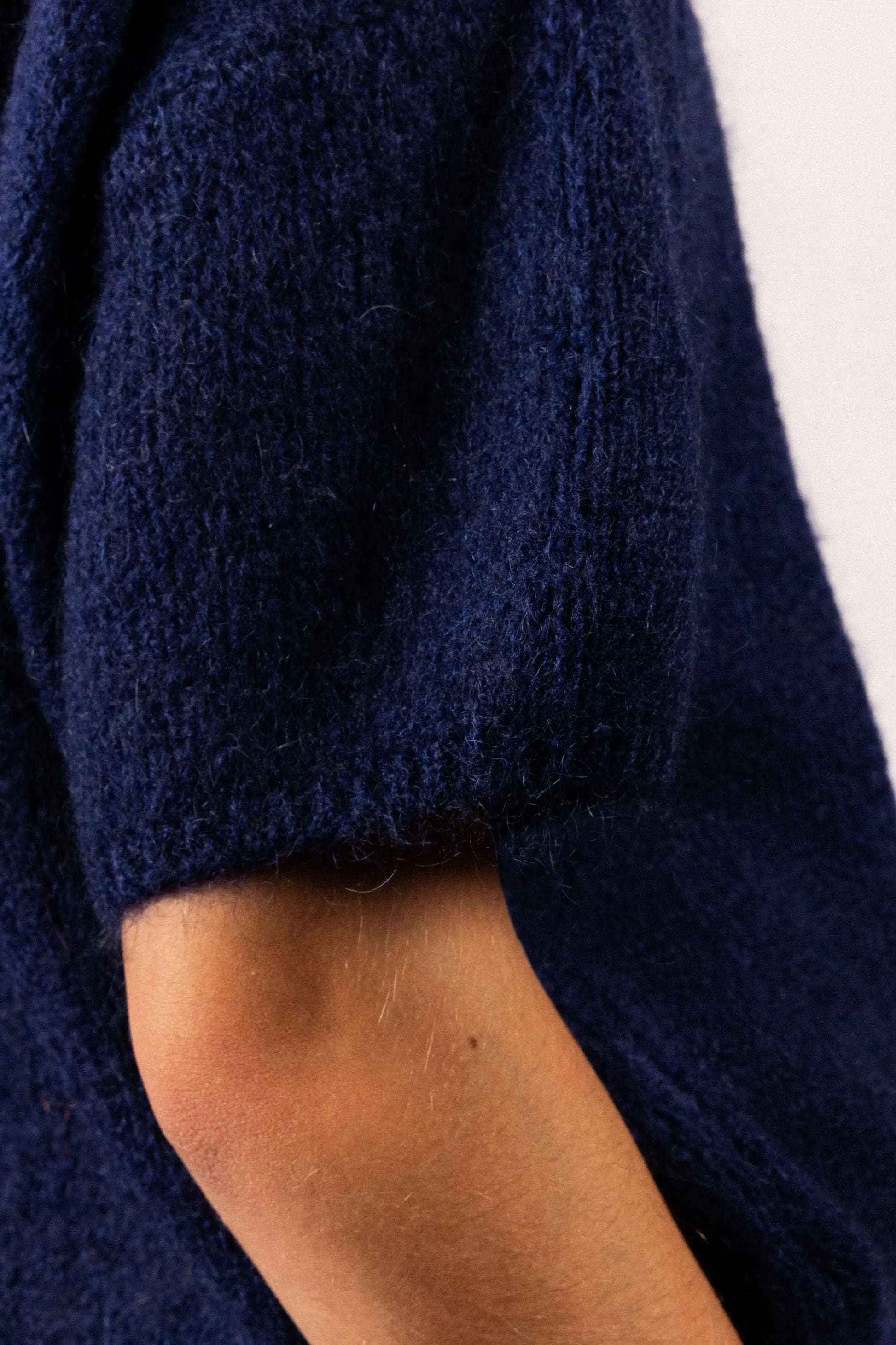 PULL MIRA Rue de Garennes