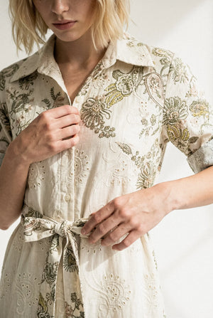 Robe Broderie Fleurie Claire, robe longue