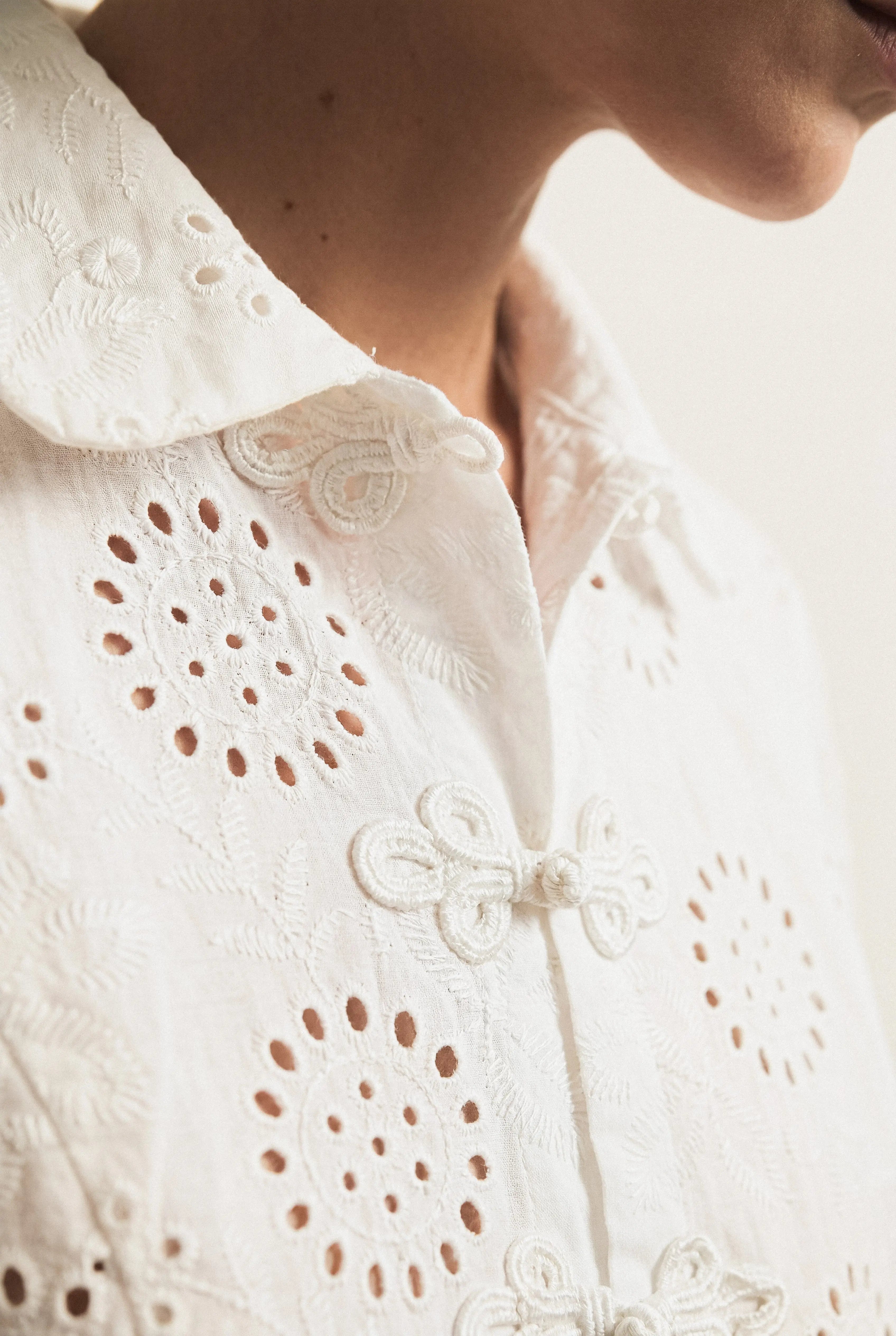BLOUSE BRODÉ ANGLAISE ÉLISE