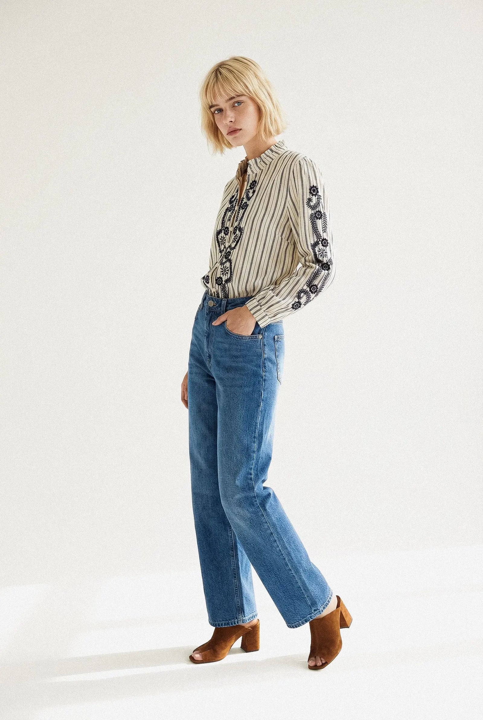 BLOUSE BRODÉE NINA Not specified