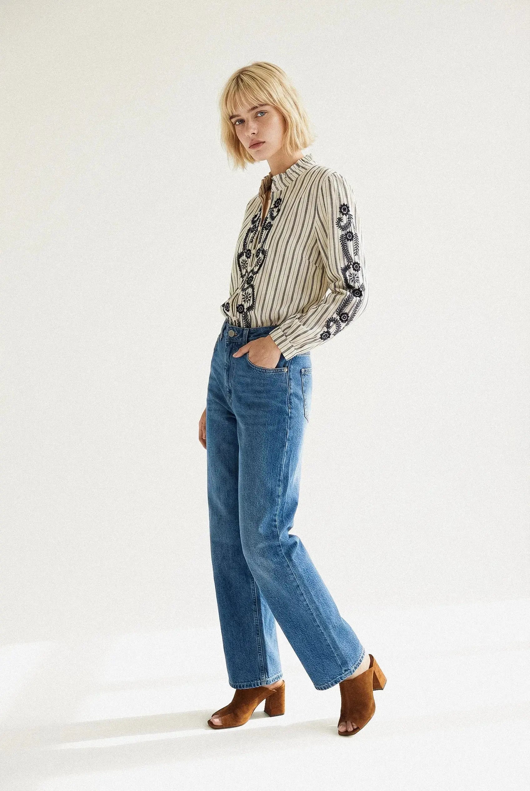 BLOUSE BRODÉE NINA Not specified