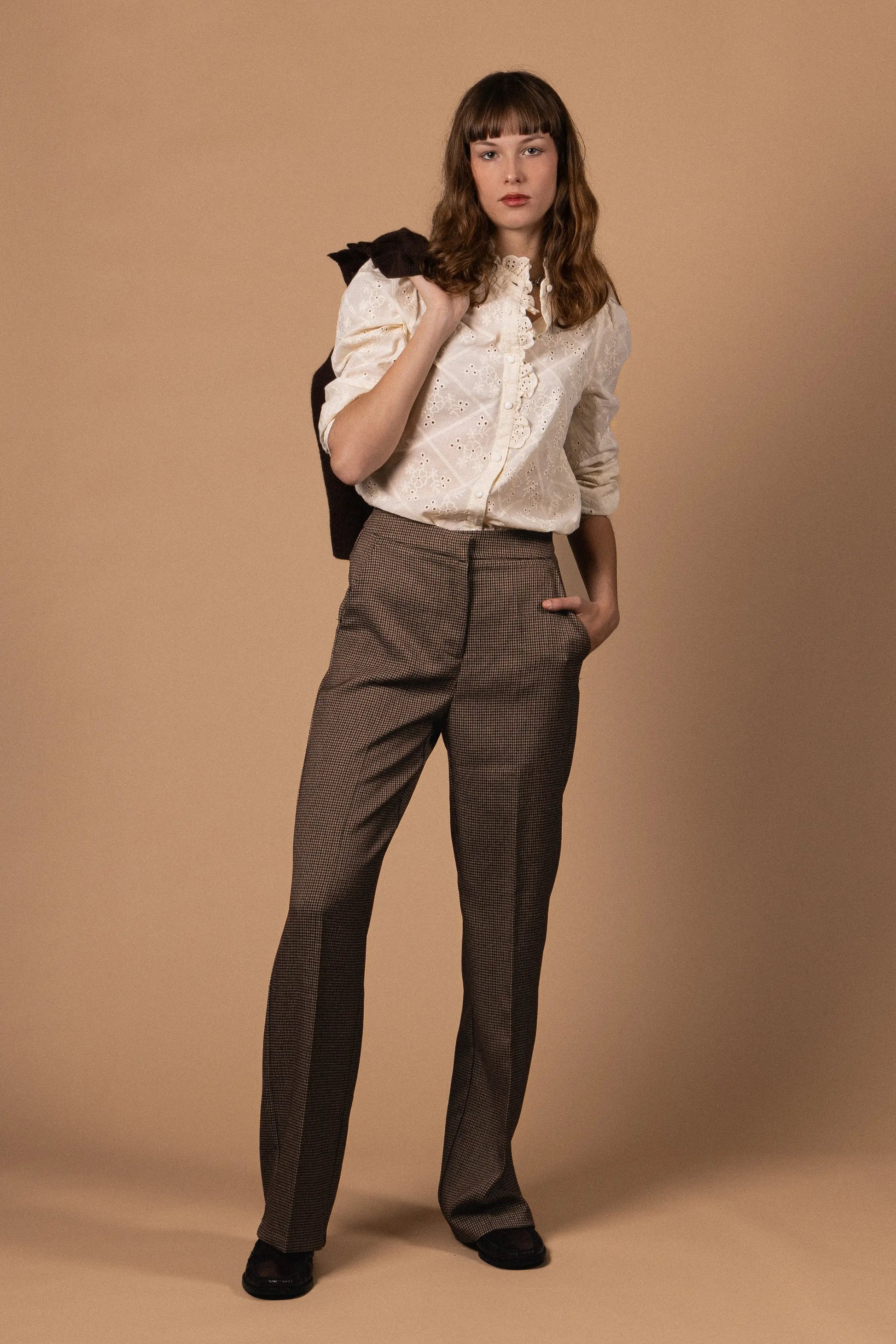 BLOUSE COTON BRODÉE COL MONTANT Not specified