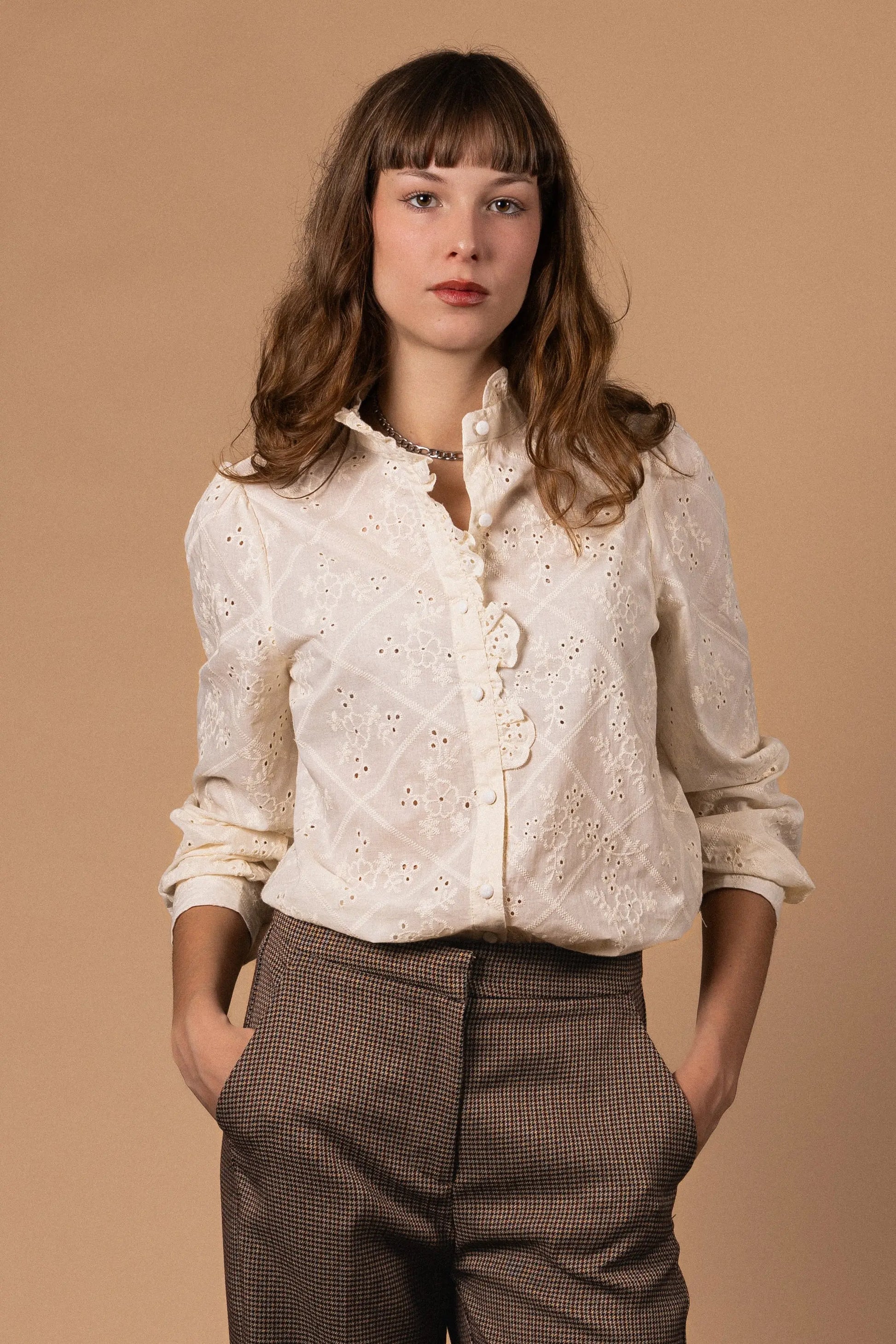 BLOUSE COTON BRODÉE COL MONTANT Not specified