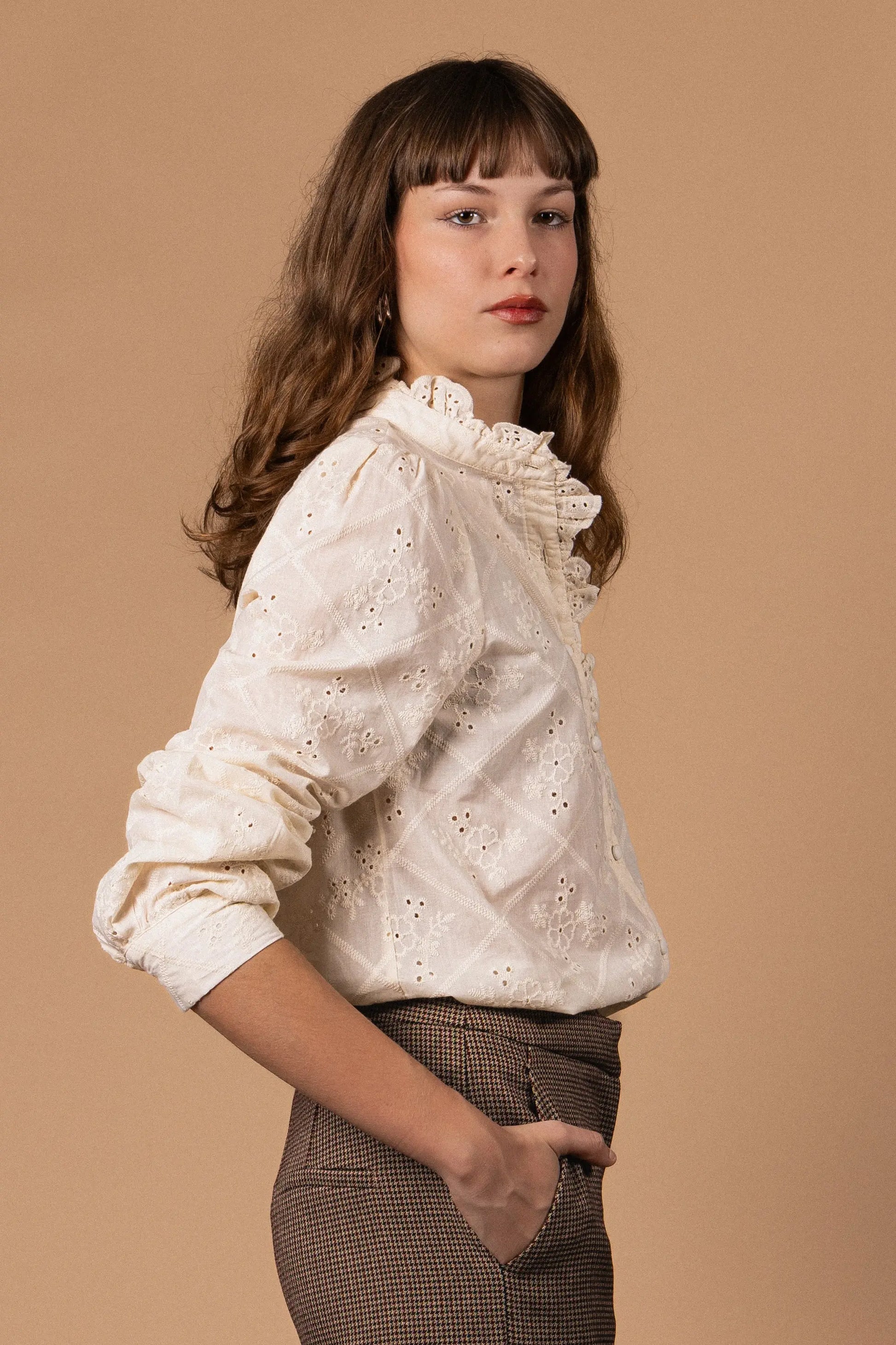 BLOUSE COTON BRODÉE COL MONTANT Not specified