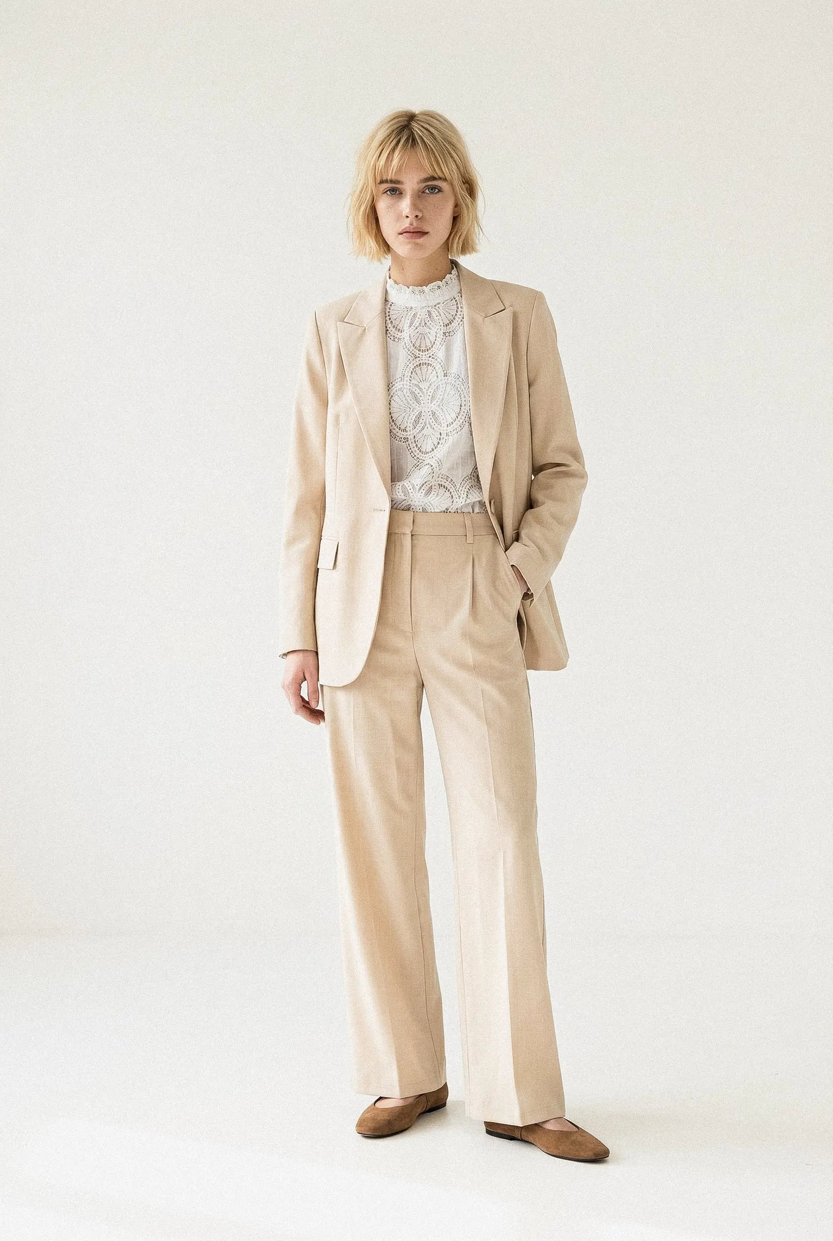 BLOUSE DENTELLE LOUISE Not specified