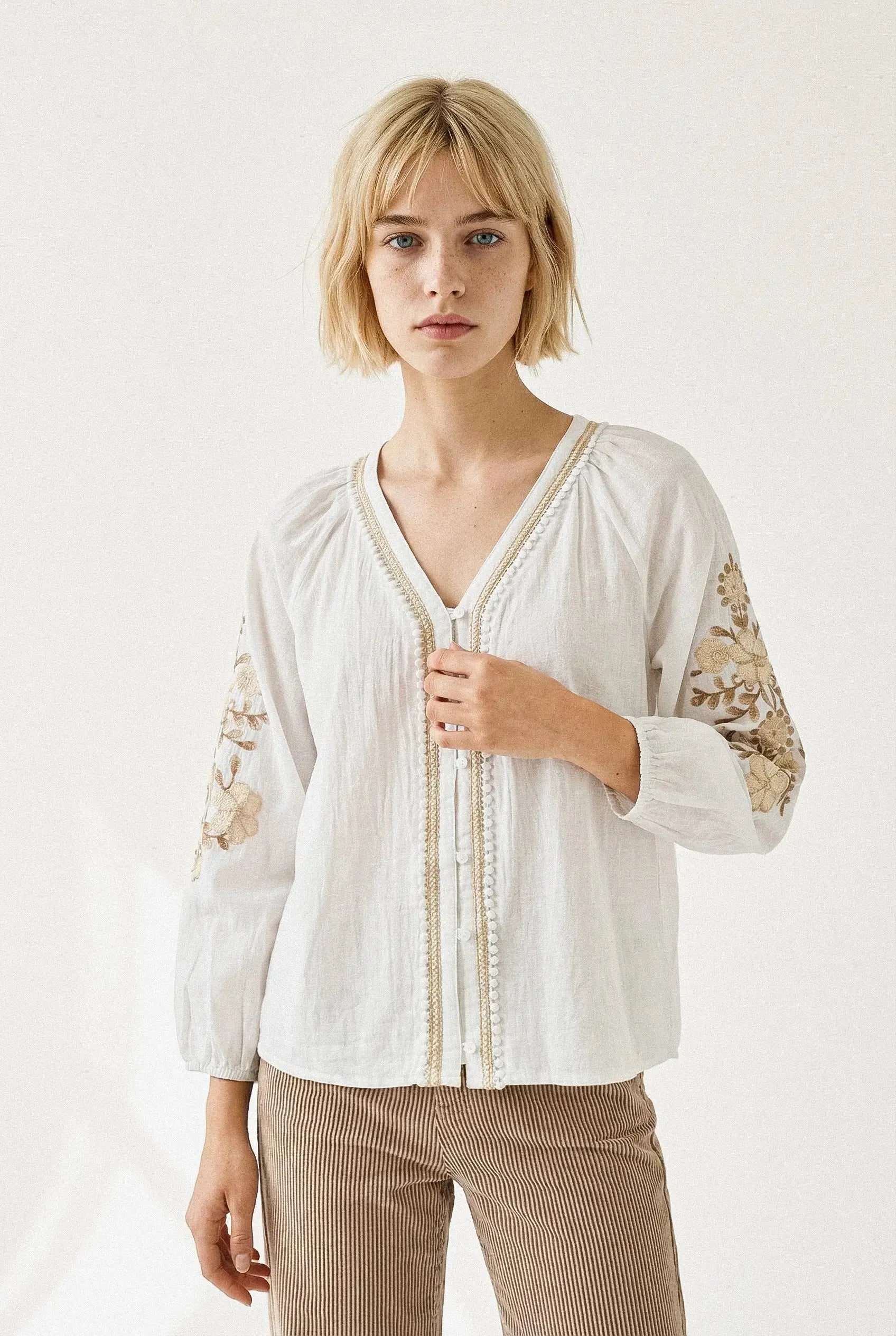 CHEMISIER BRODÉE CLARA Not specified