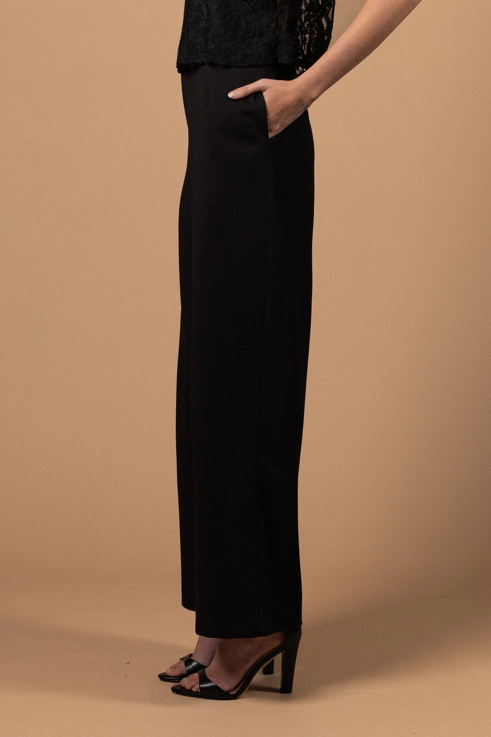 ENSEMBLE MAËLYS DENTELLE Not specified