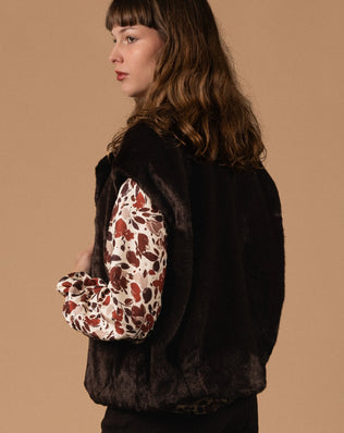 FOURRURE SANS MANCHES Not specified