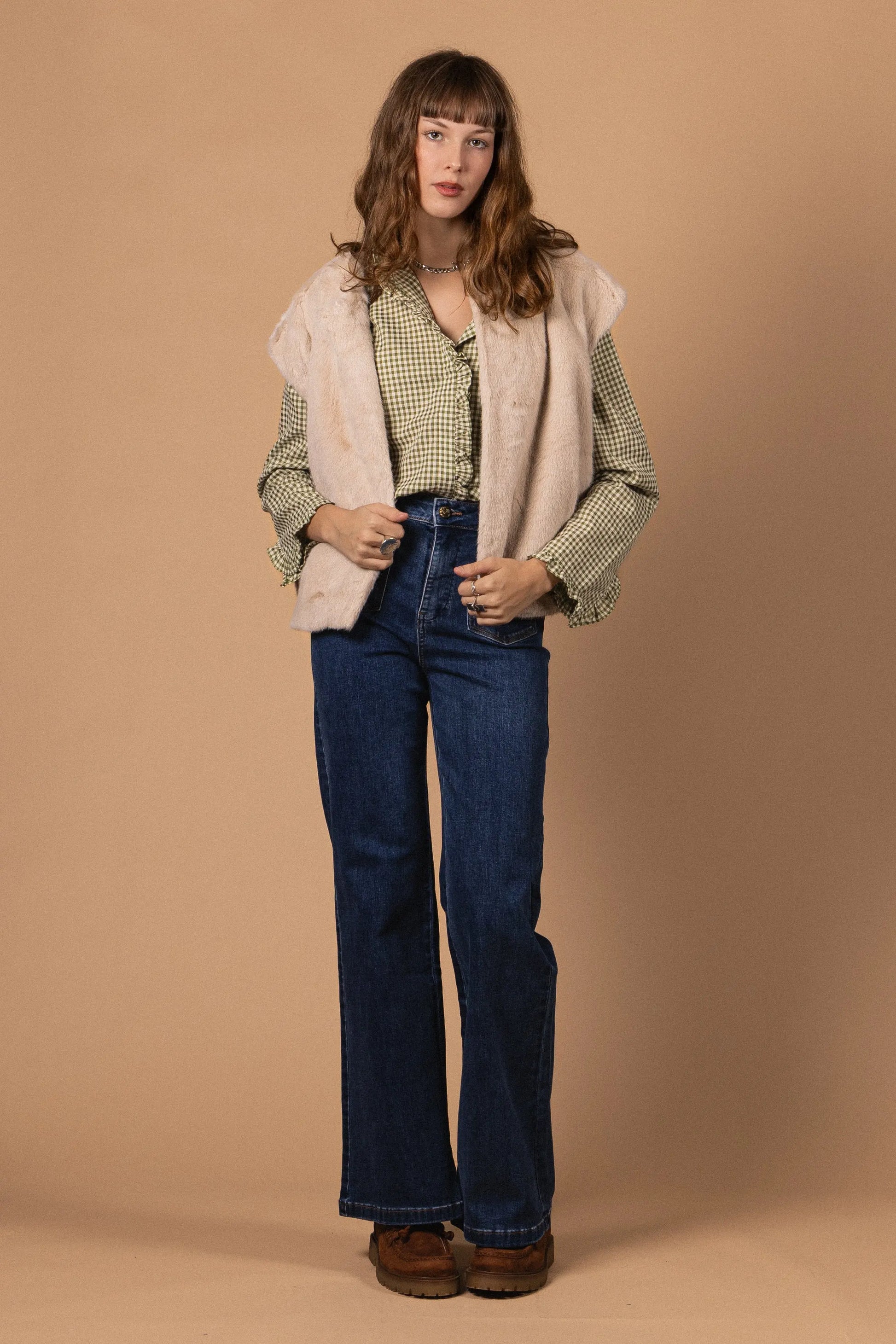 FOURRURE SANS MANCHES Not specified