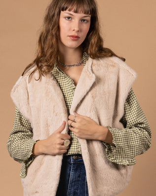 FOURRURE SANS MANCHES Not specified