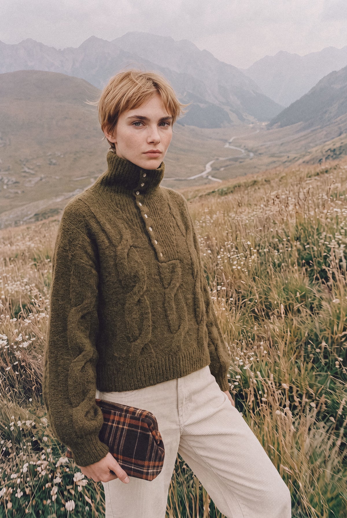 Pull Bernadette, olive