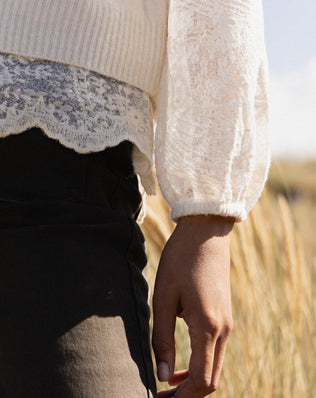 PULL LÉA Not specified