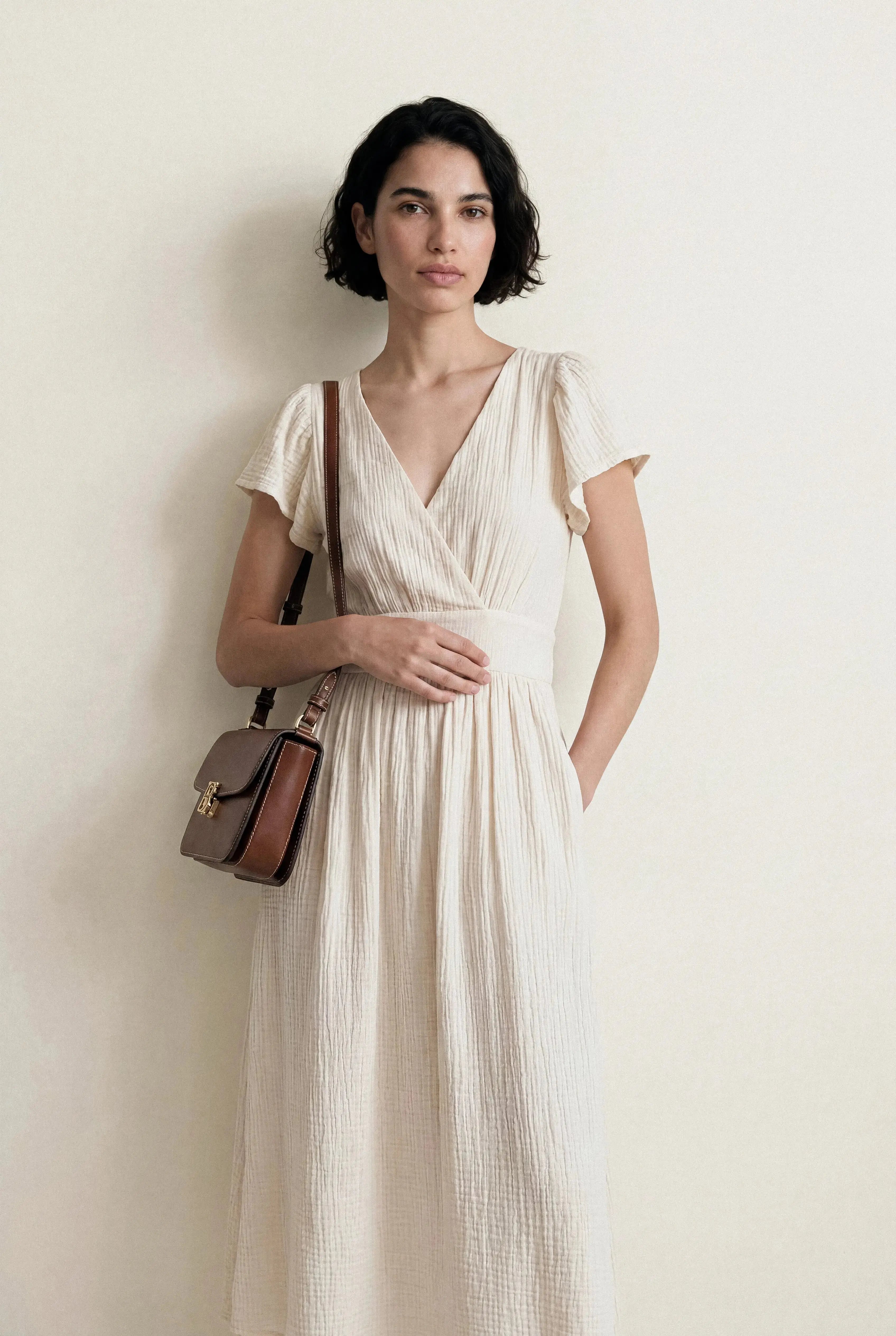 ROBE COURTE DOS NU MADDY BELLA STAGIONE