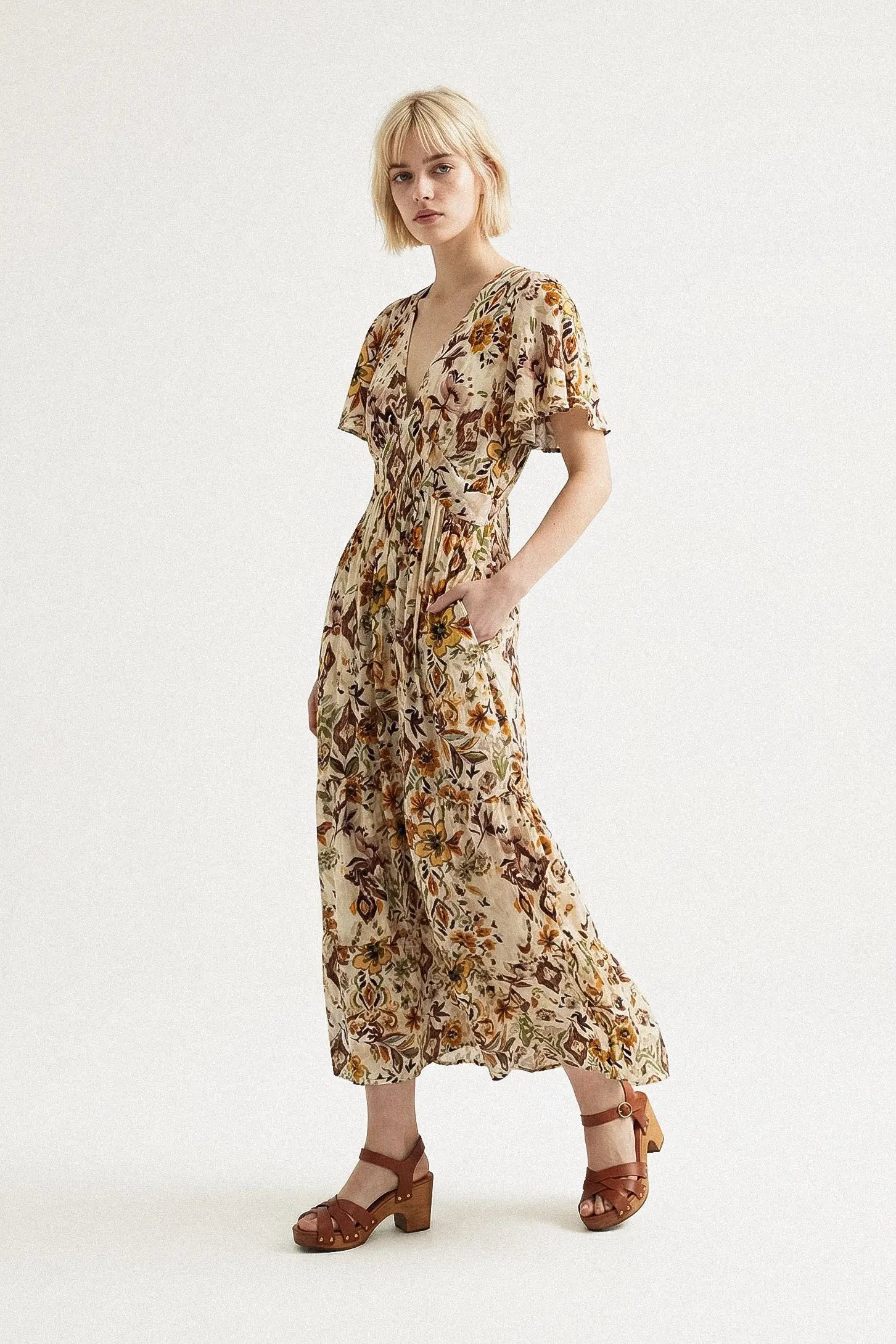 ROBE ISARA Not specified