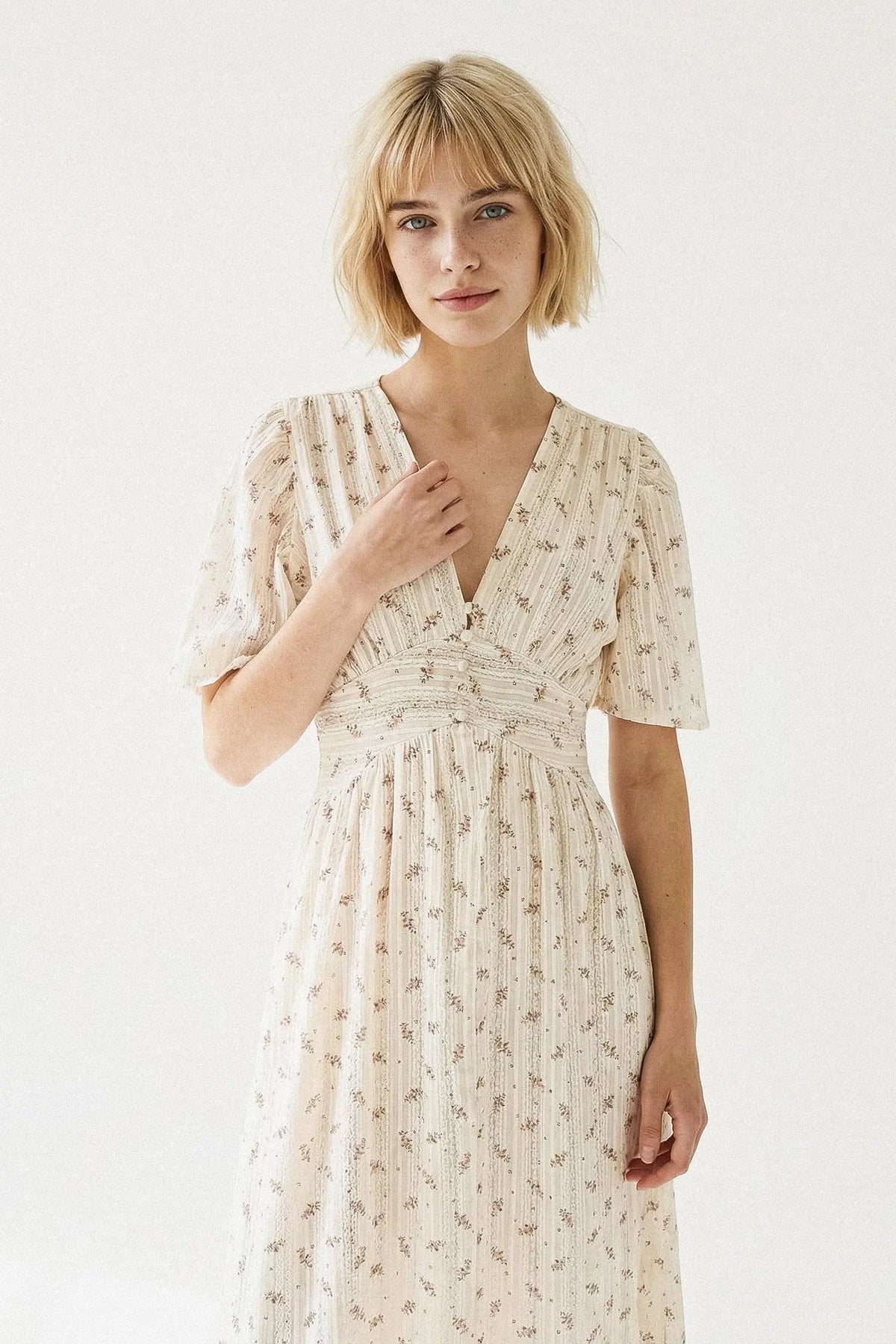 ROBE SOREA Not specified