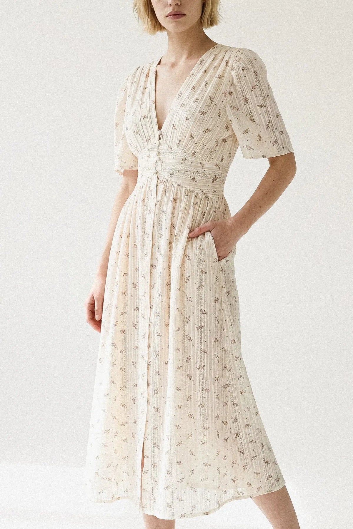 ROBE SOREA Not specified