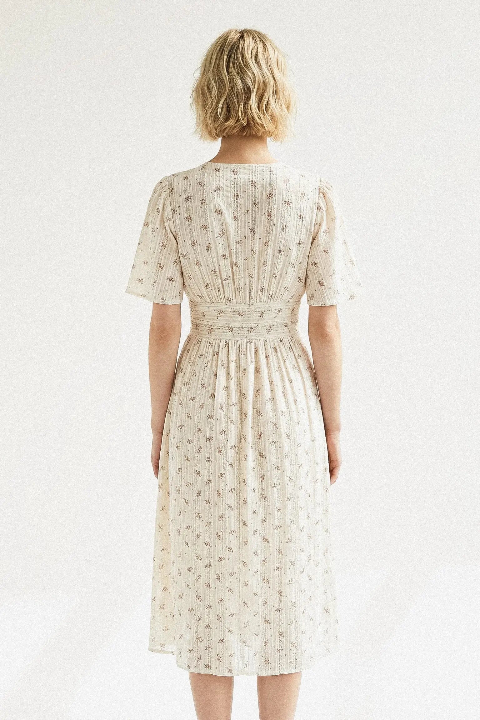 ROBE SOREA Not specified