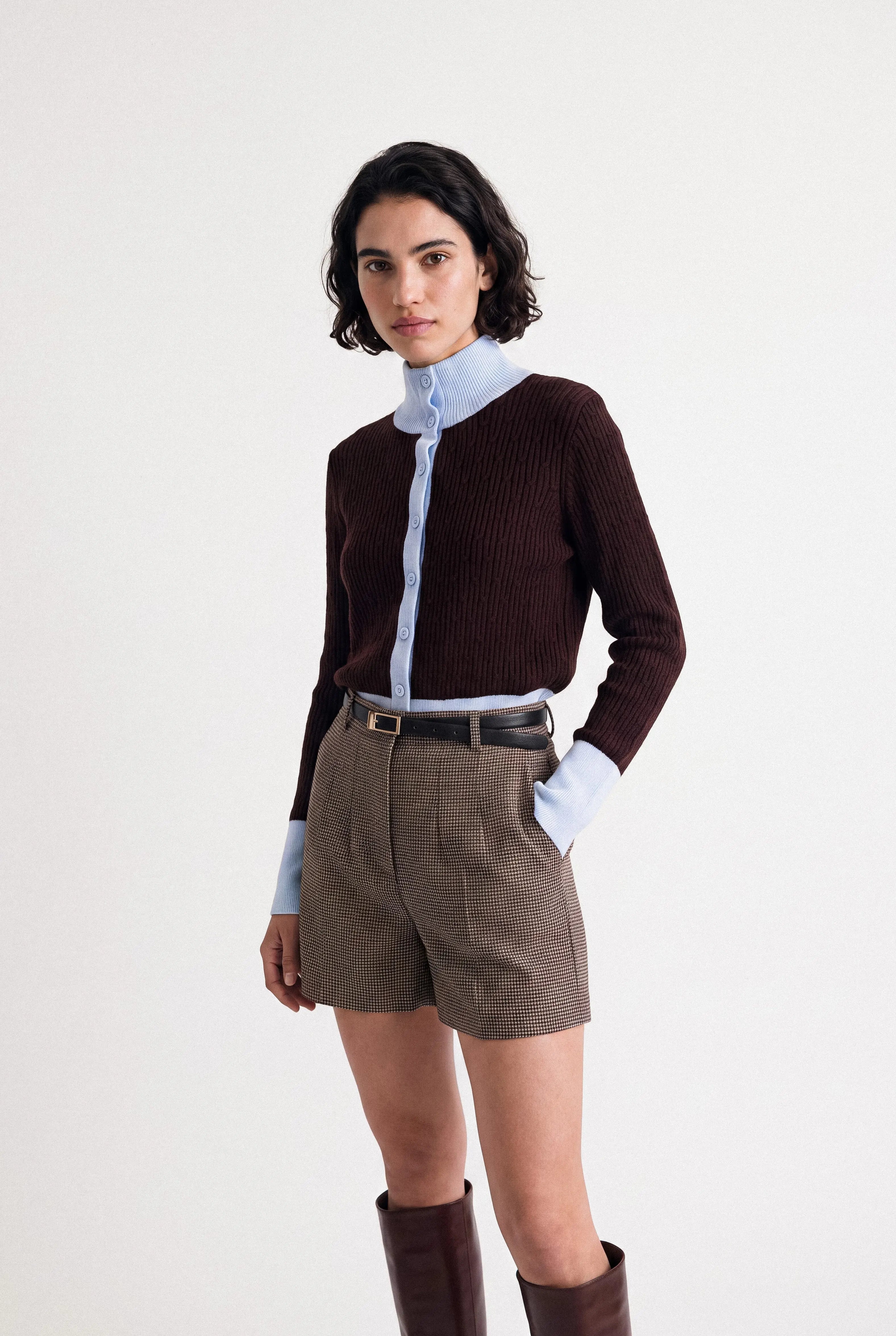 SHORT GISÈLE