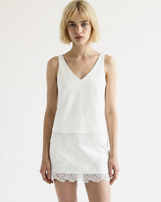 TOP LINA Not specified