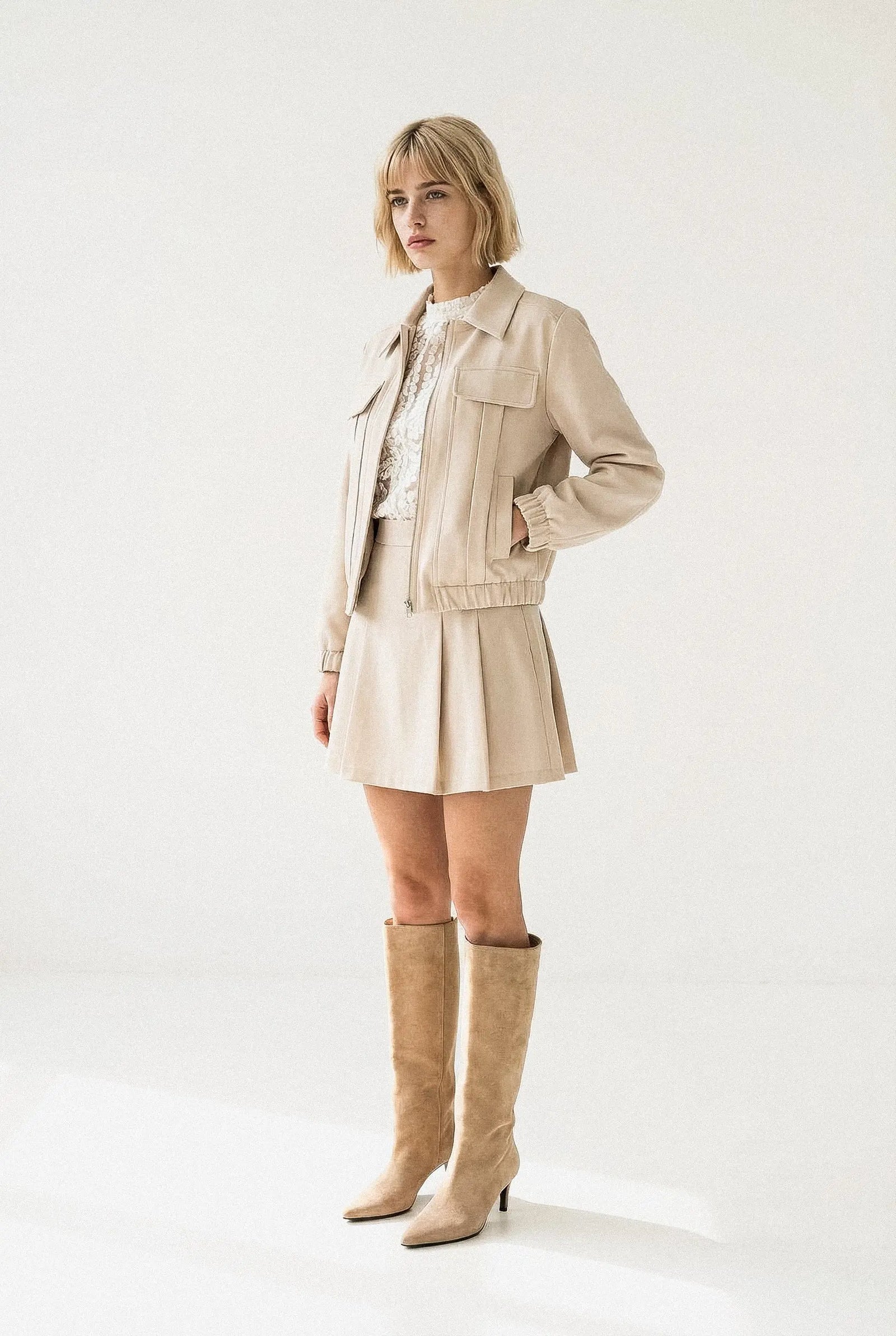 VESTE COURTE LOU Not specified